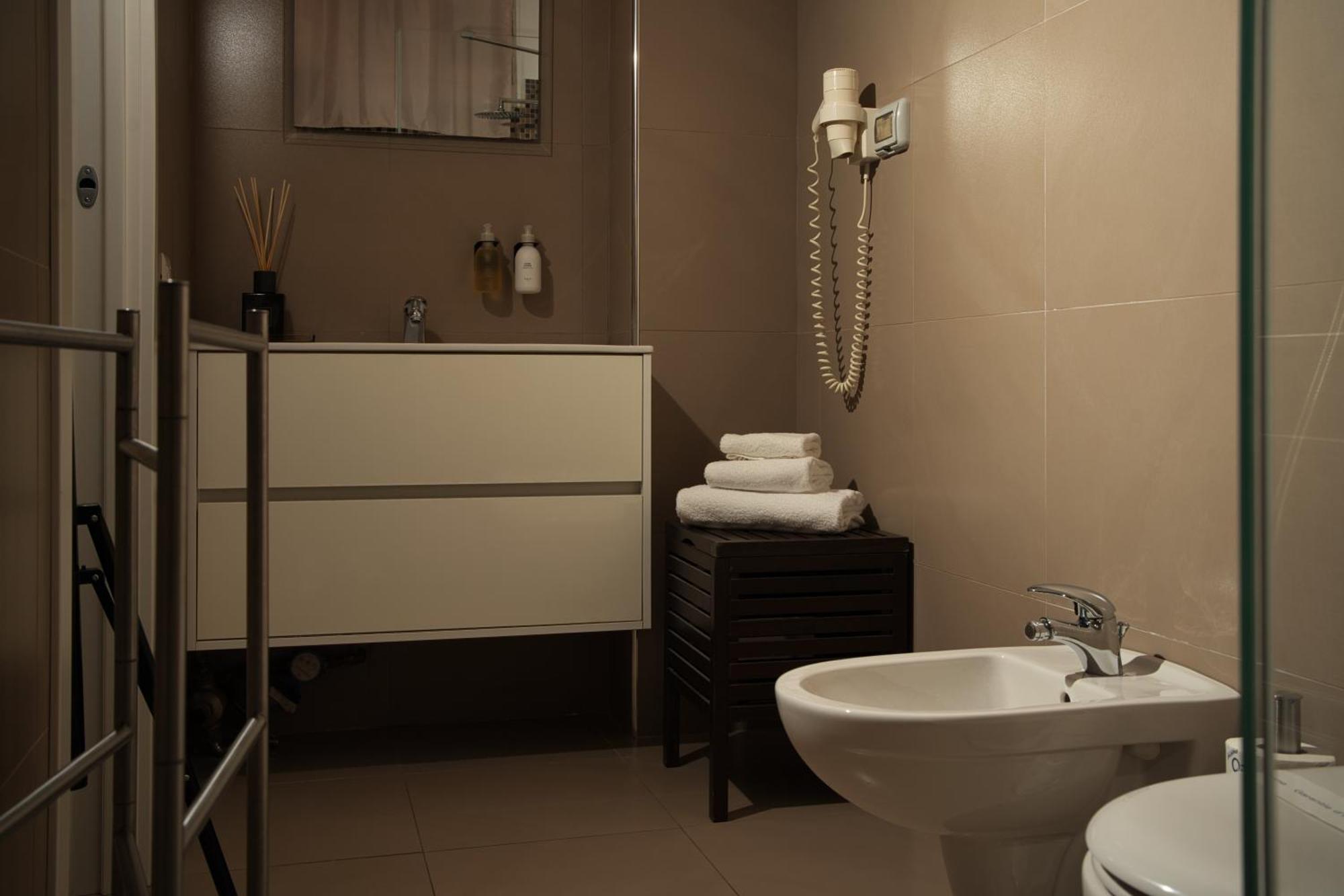Central Apartment Matera Bagian luar foto
